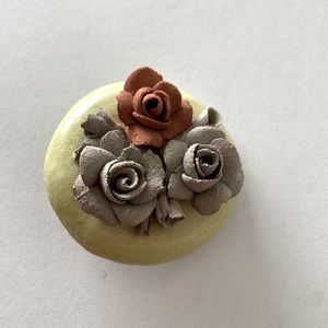 Vintage ceramic brooche